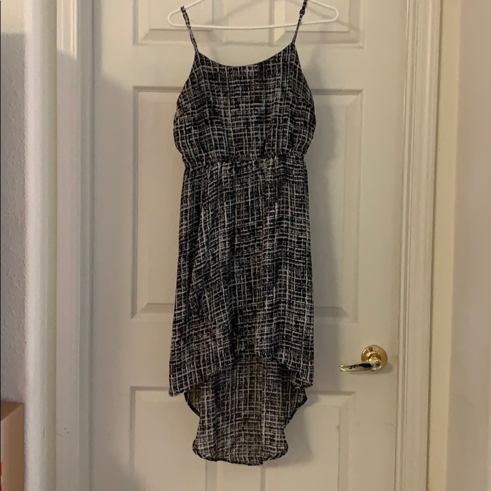 Forever 21 black and white patterned dress